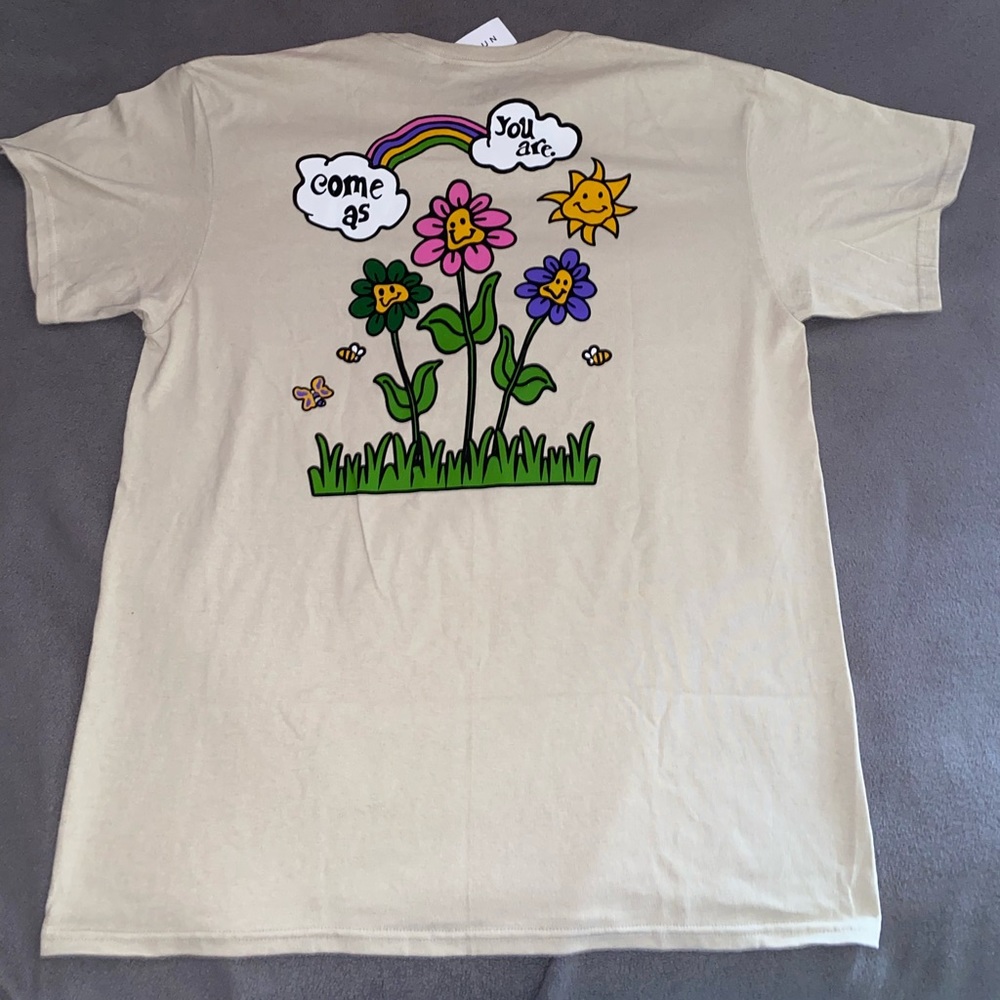 PacSun Large “come as you are” T-shirt.
